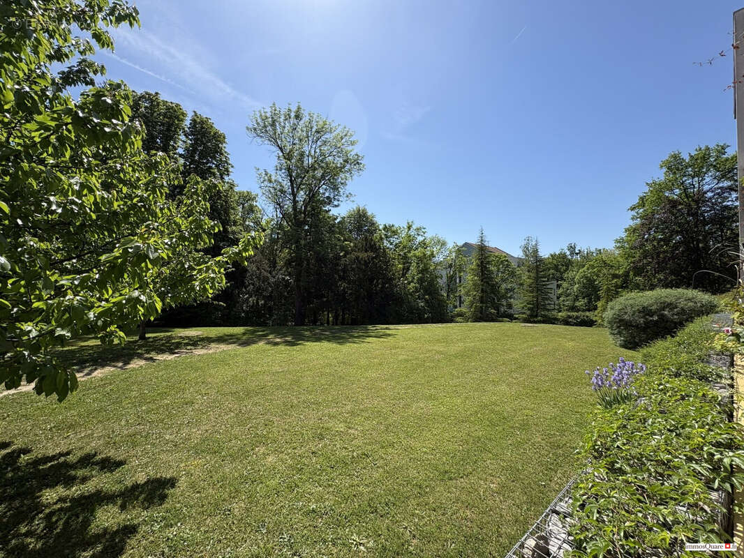 Appartement à MEYLAN