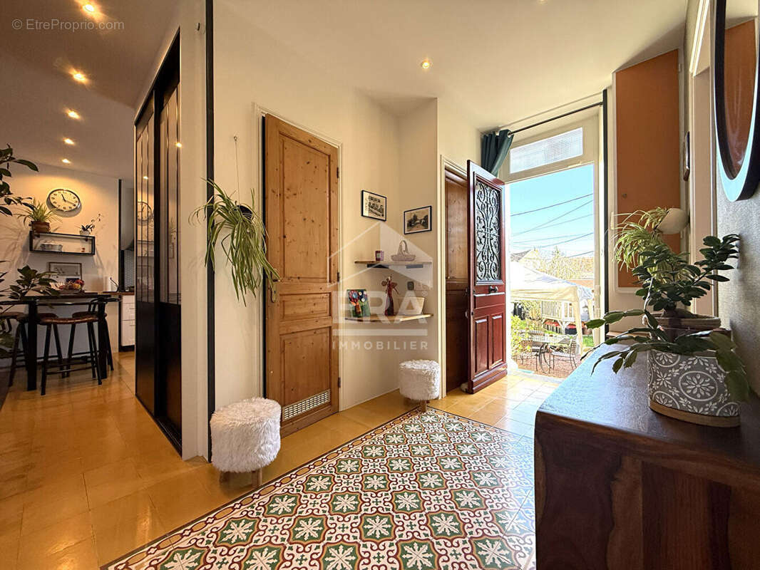 Maison à BRIE-COMTE-ROBERT