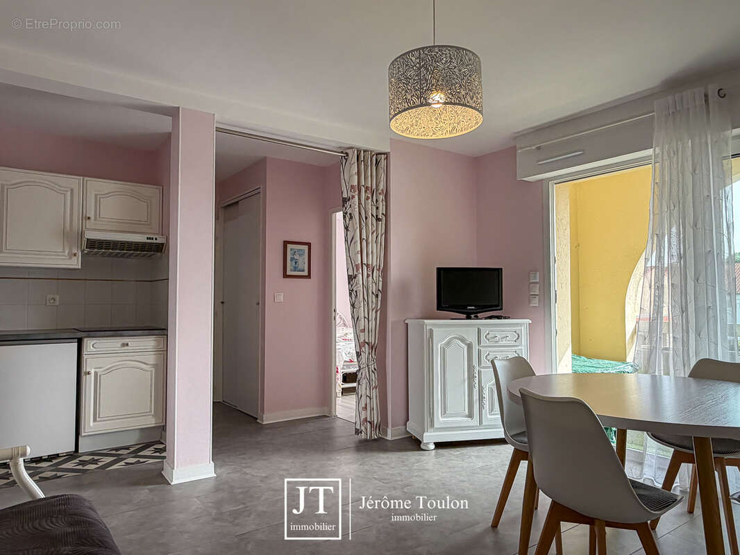 Appartement à VAUX-SUR-MER