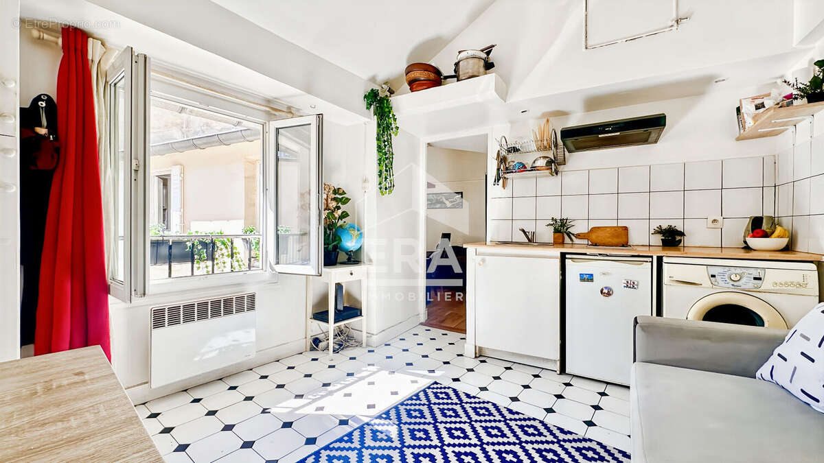 Appartement à PARIS-11E