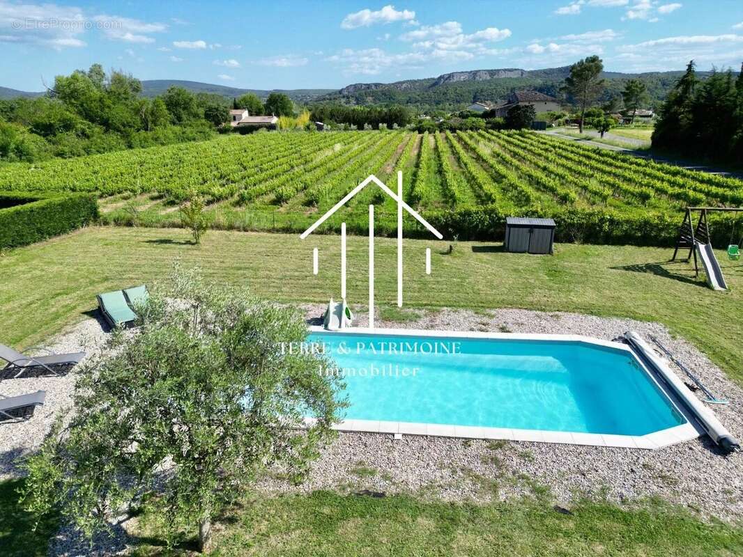 Maison à VALLON-PONT-D'ARC