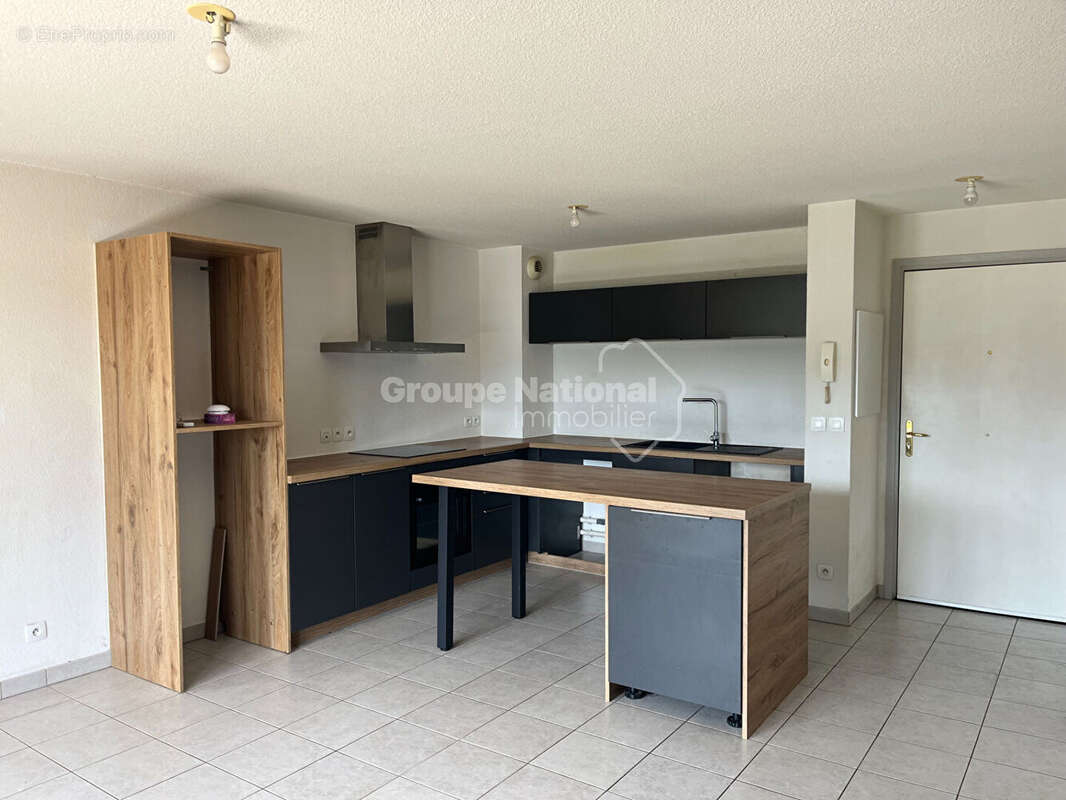 Appartement à LE LUC