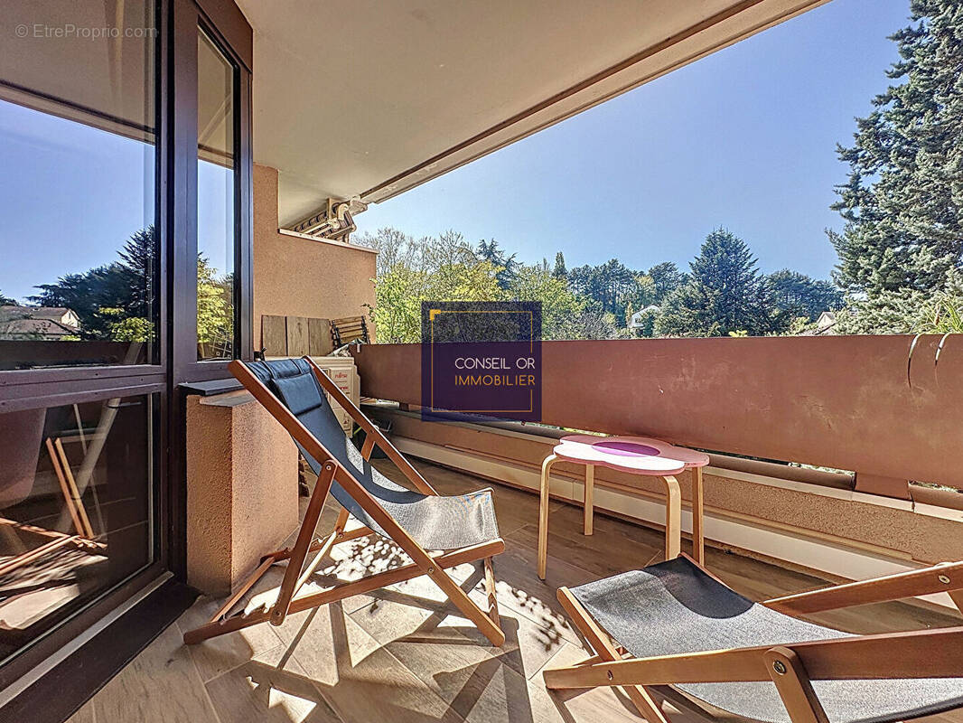 Appartement à OULLINS