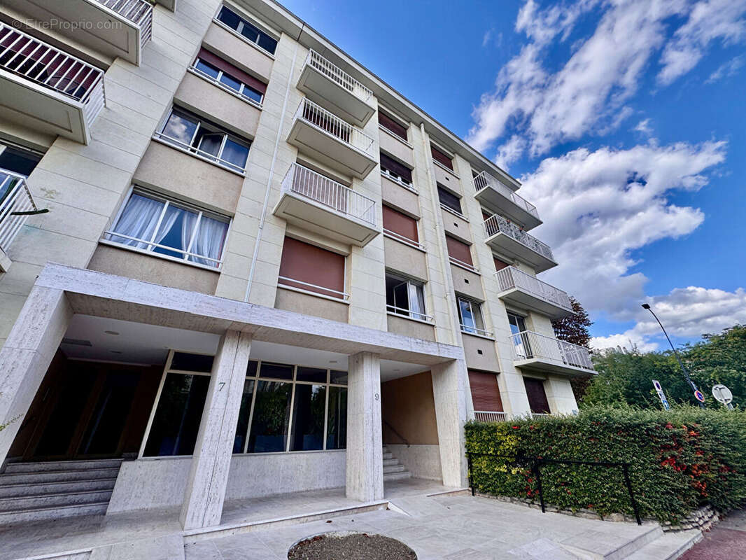 Appartement à FONTENAY-SOUS-BOIS