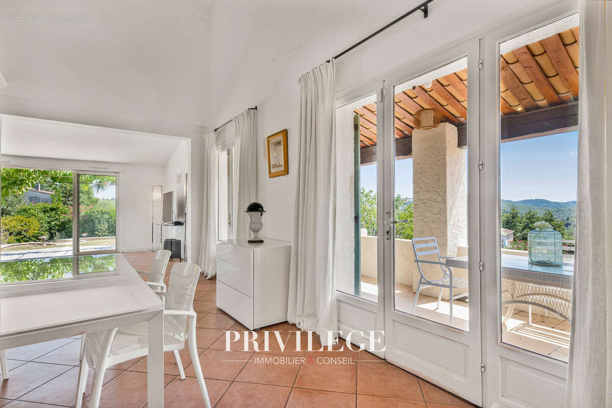 Maison à LA COLLE-SUR-LOUP