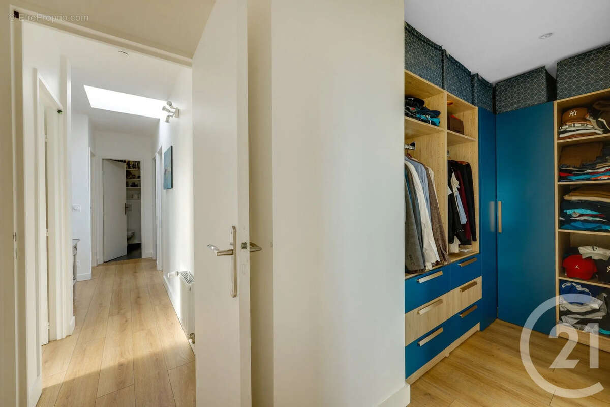Appartement à VERRIERES-LE-BUISSON