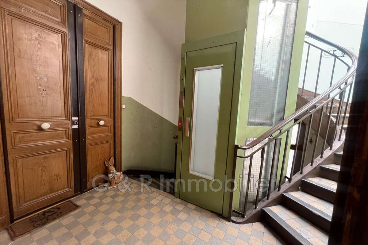 Appartement à Marseille-4e  - photo 6