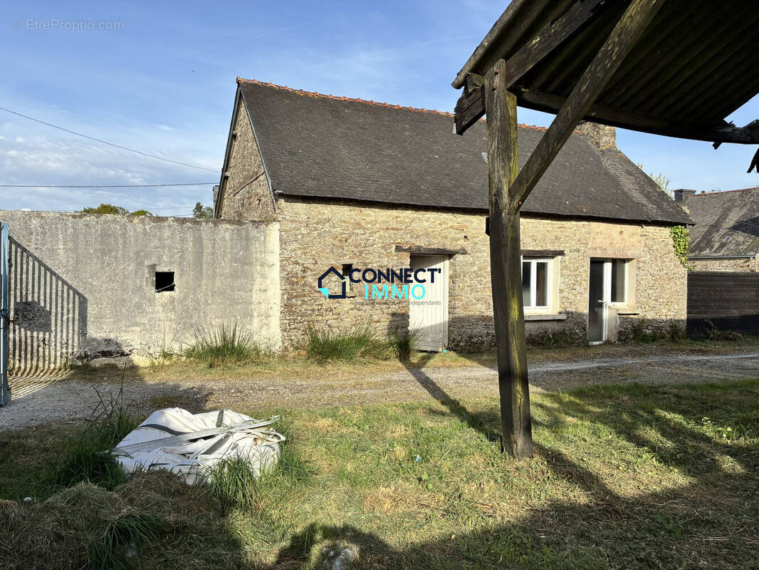 Maison à ROUDOUALLEC