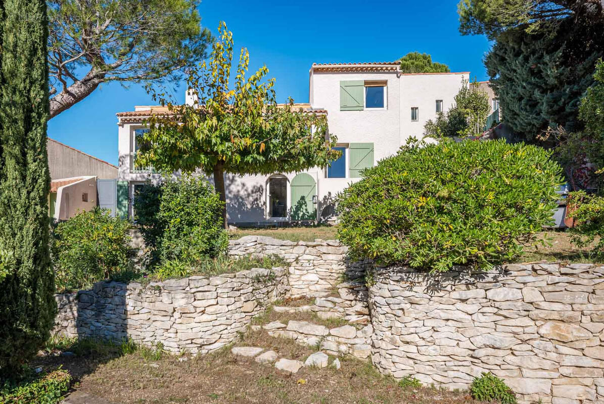 Maison à ROQUEFORT-LA-BEDOULE