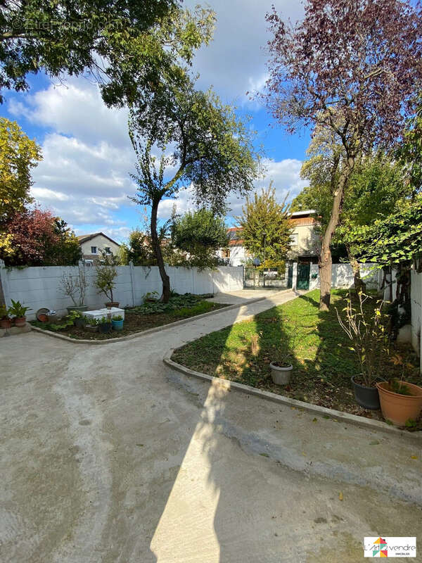 Maison à VITRY-SUR-SEINE