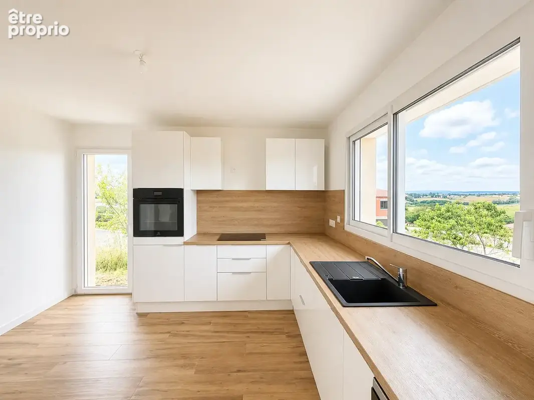 Maison contemporaine de plain-pied   117 m2   4 chambres   Vue dégagée - photo 3