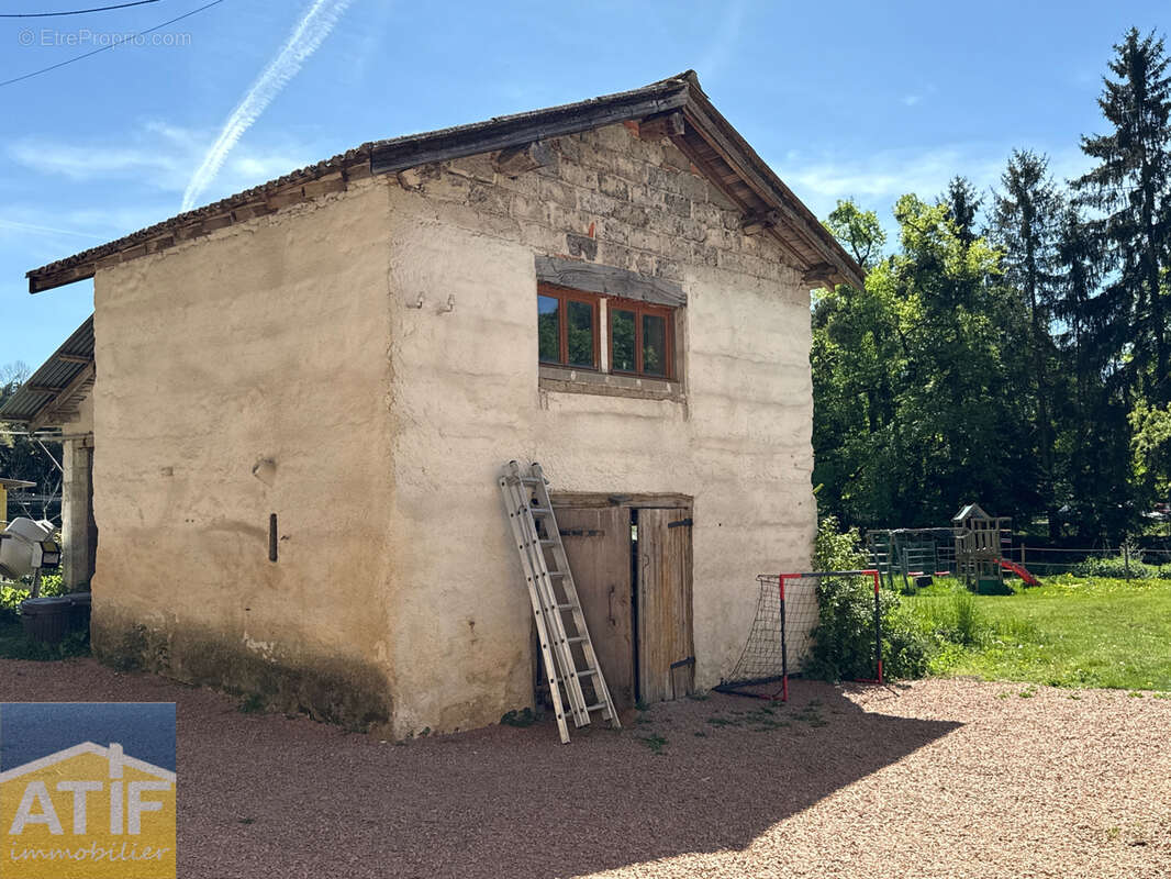 Maison à SAINT-GERMAIN-LAVAL