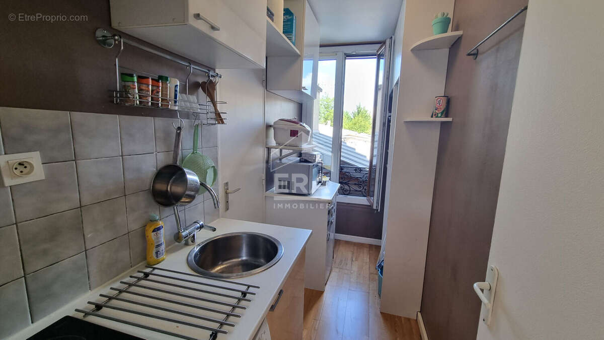 Appartement à LE PERREUX-SUR-MARNE