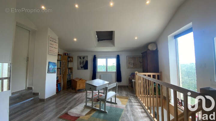 Photo 9 - Maison à SAINT-CEZAIRE-SUR-SIAGNE