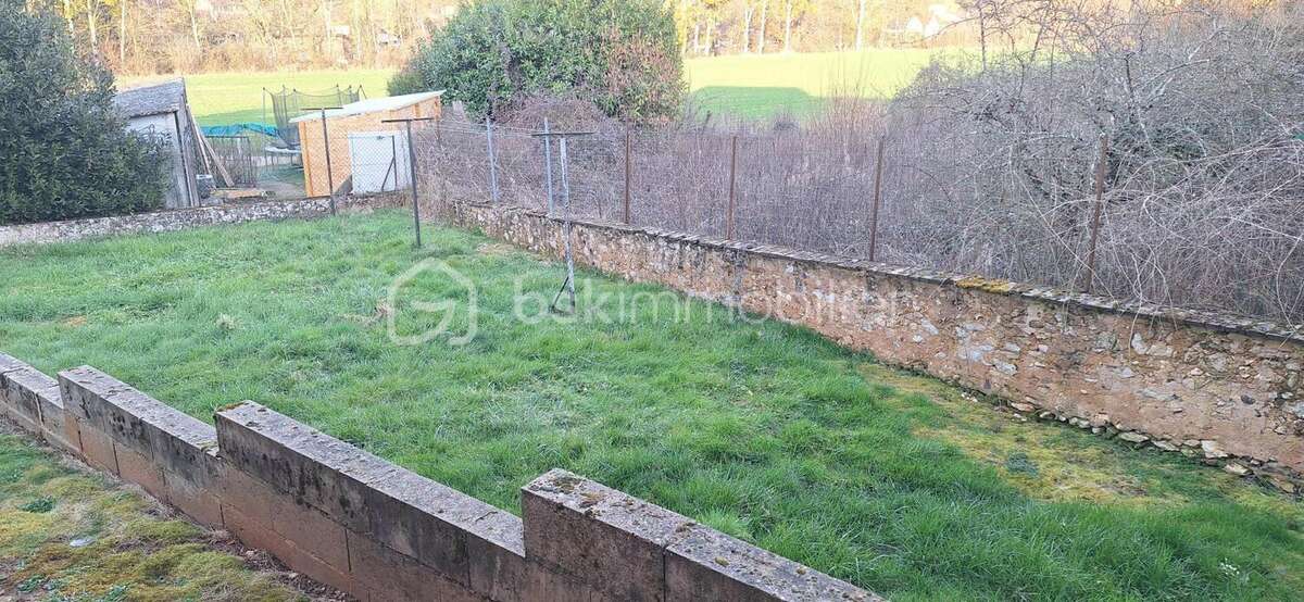 Maison à LA CHAPELLE-SUR-AVEYRON