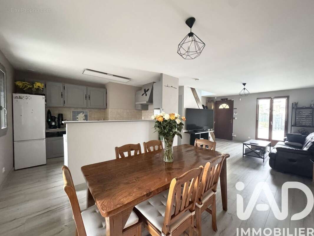 Photo 2 - Maison à DRANCY