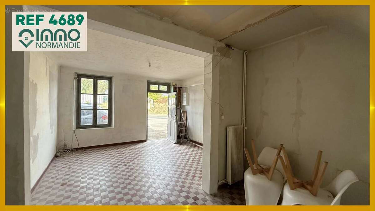 Maison de village en briques - 57m2/310m2 - Garage - photo 4