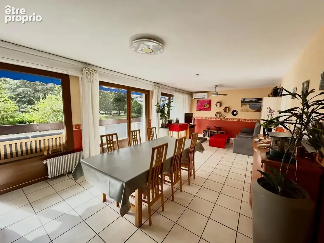 Saint Egrève Domaine Barnave - photo 2