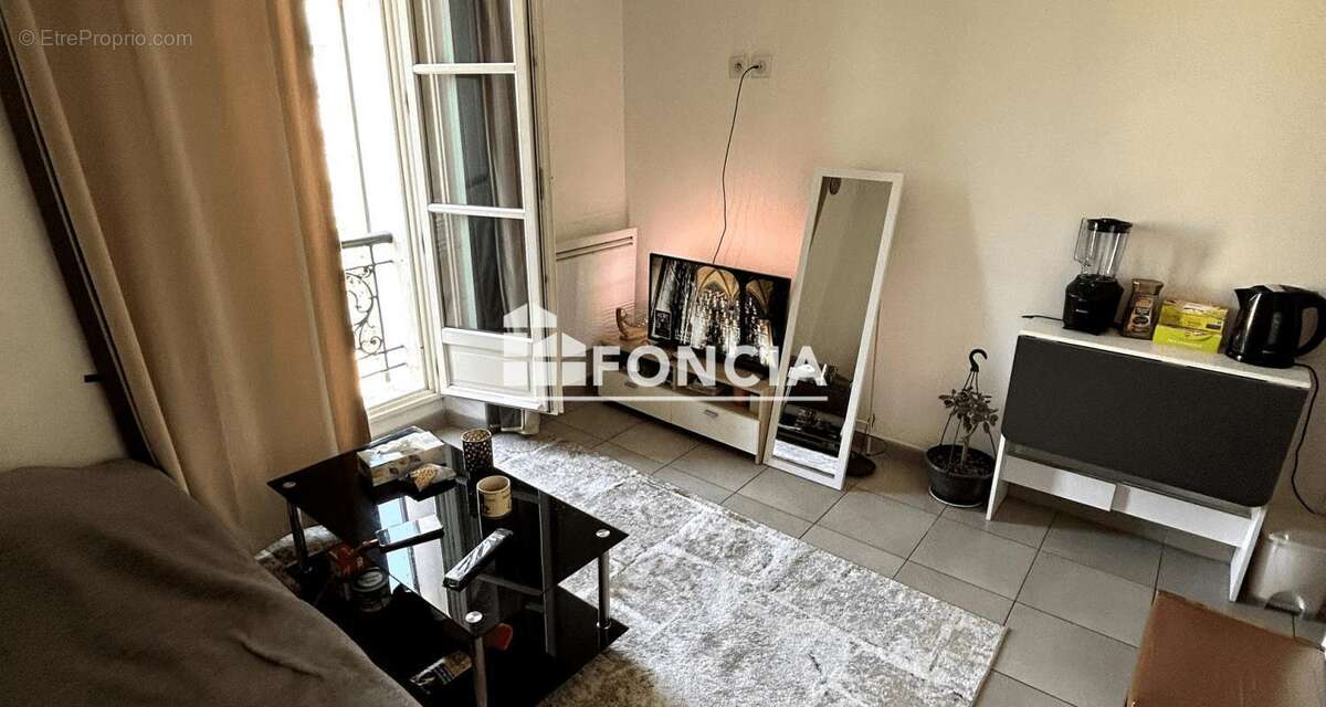 Appartement à MARSEILLE-1E