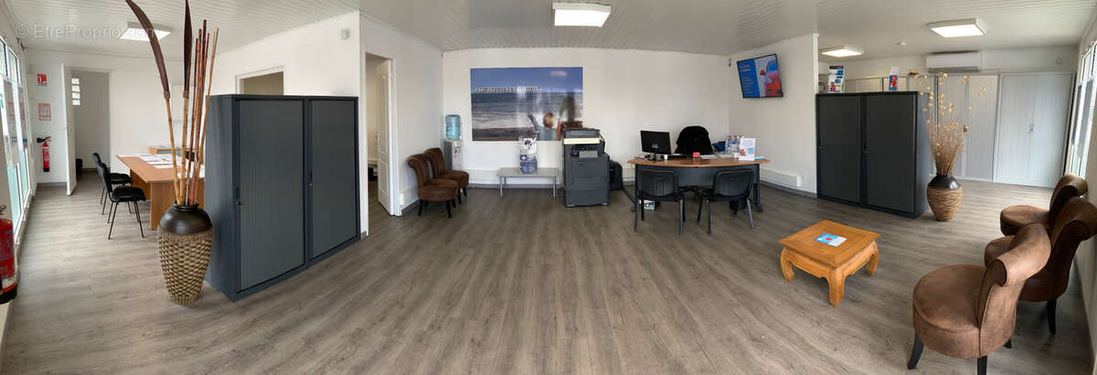 Commerce à SAINT-PIERRE