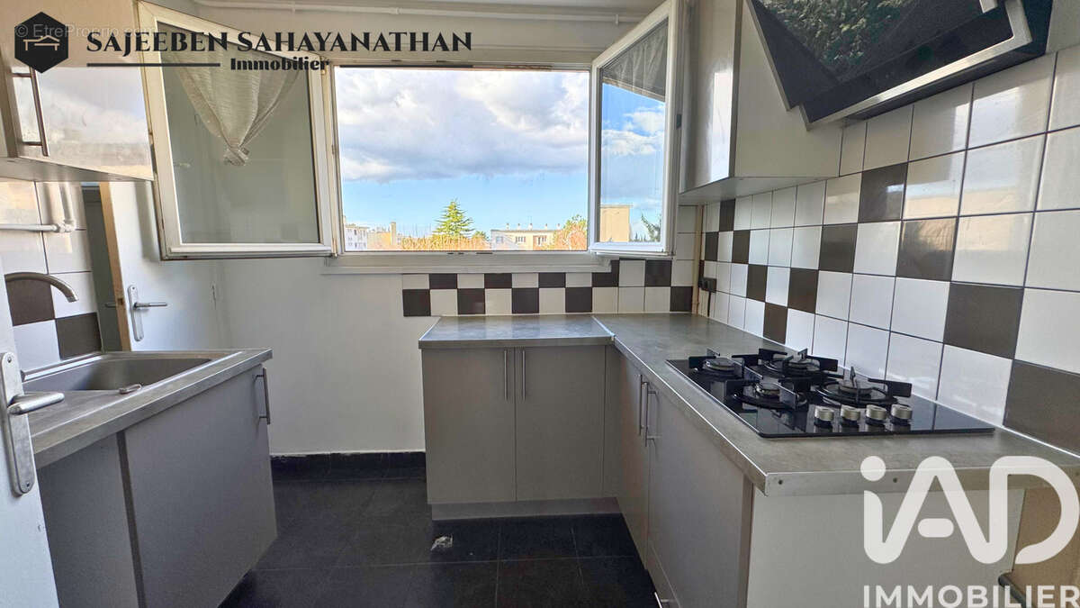 Appartement 63 m² à Les Clayes-Sous-Bois  - photo 6