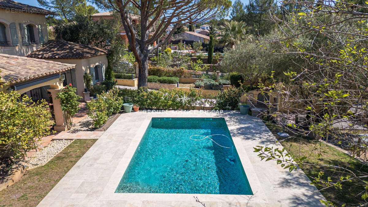 Saint raphael valescure villa 6 pieces avec piscine - photo 4