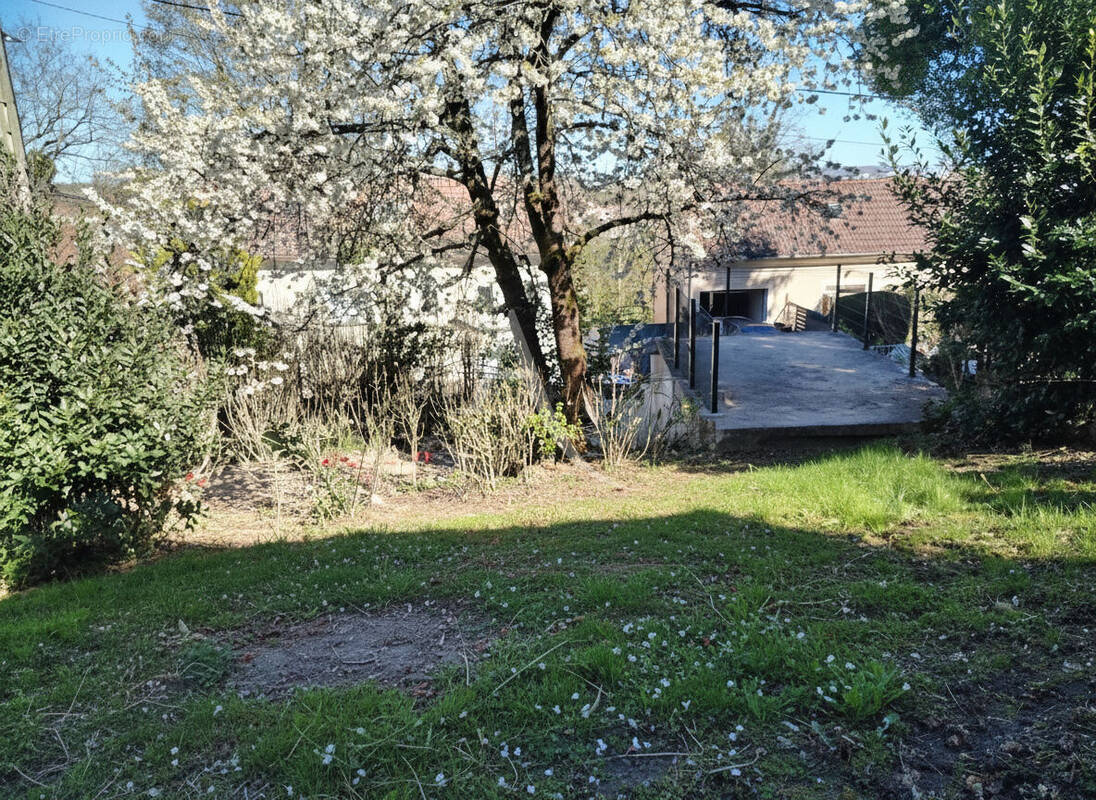Terrain à MEAUX