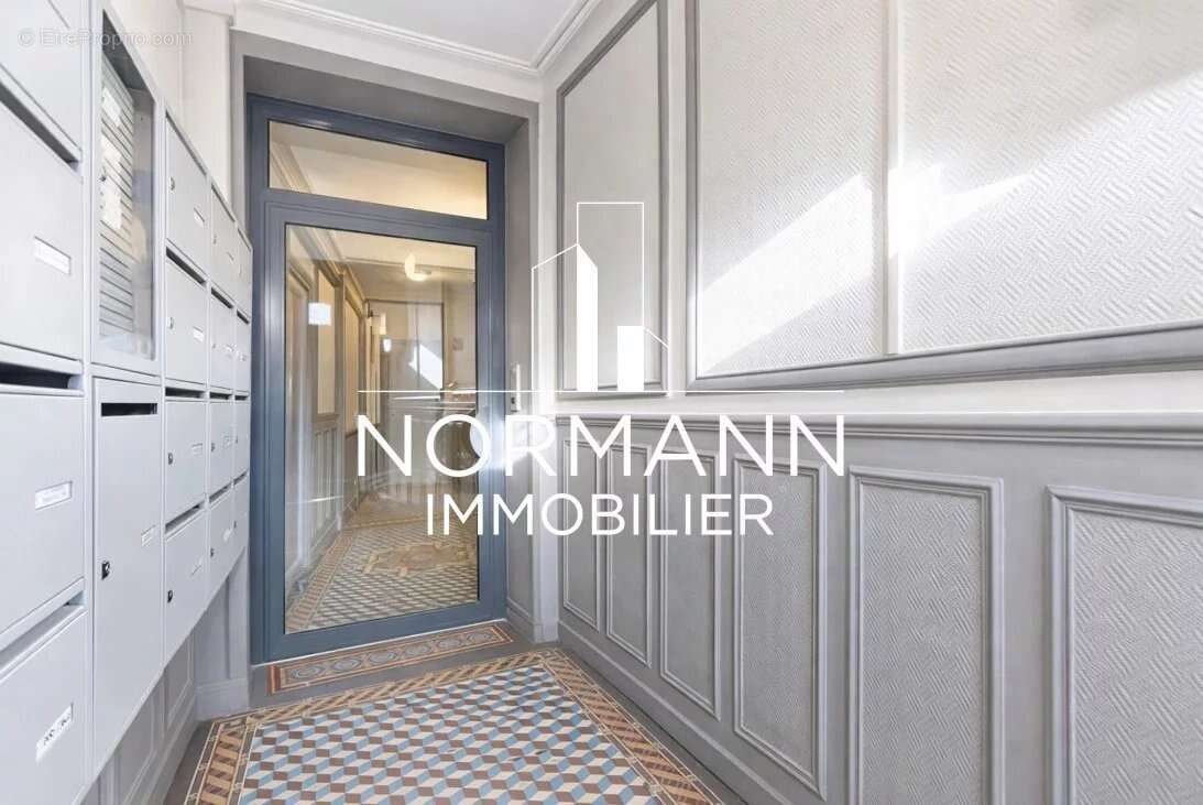 Appartement à PARIS-18E