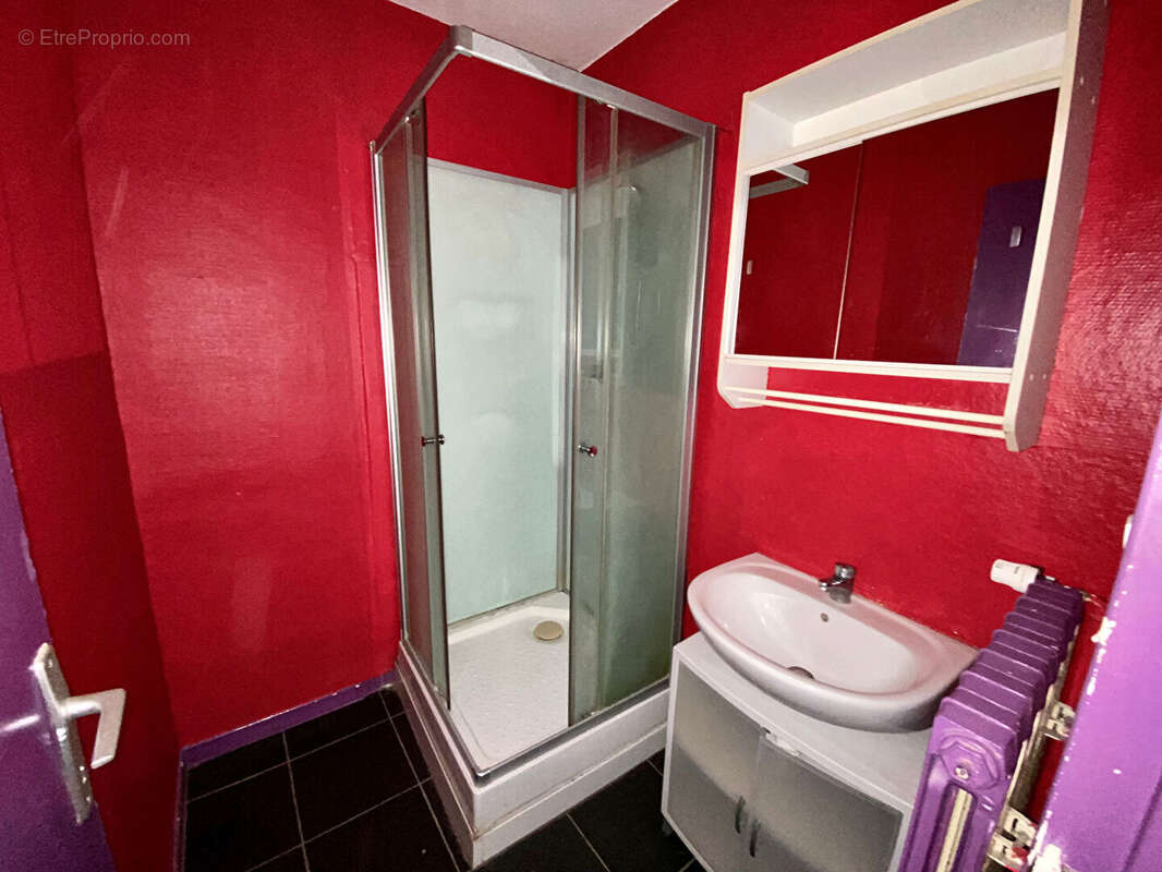 Appartement à NEUNKIRCHEN-LES-BOUZONVILLE