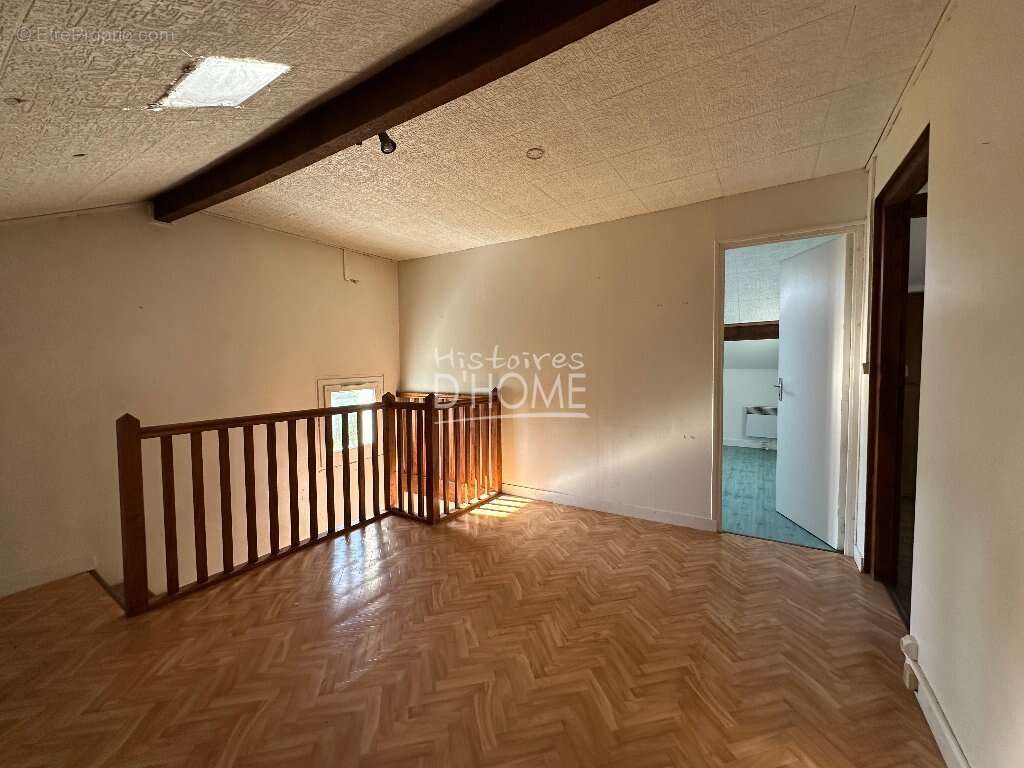 Maison à LA FERTE-GAUCHER