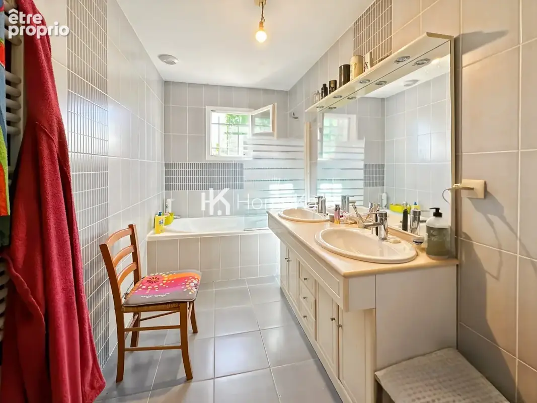 Maison 130 m² à Labarthe-Inard  - photo 8