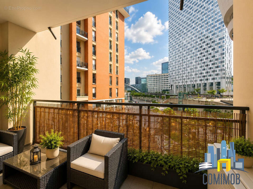 Appartement à COURBEVOIE