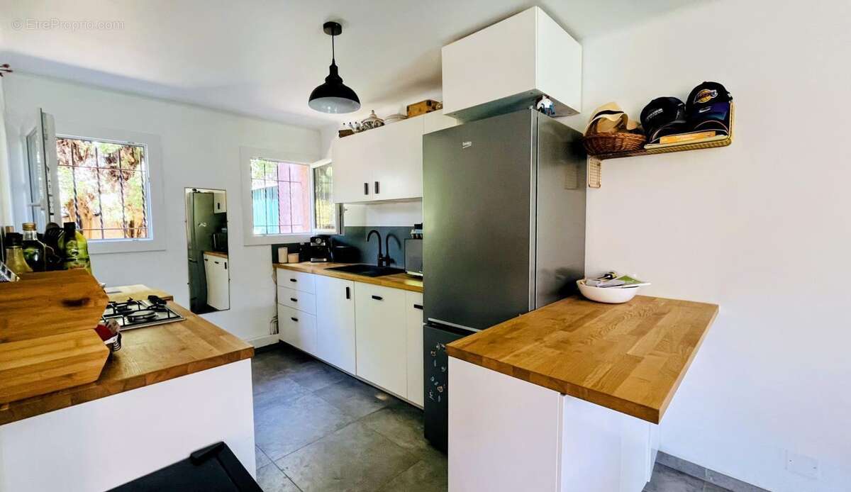 Maison 83 m² à Cogolin  - photo 5