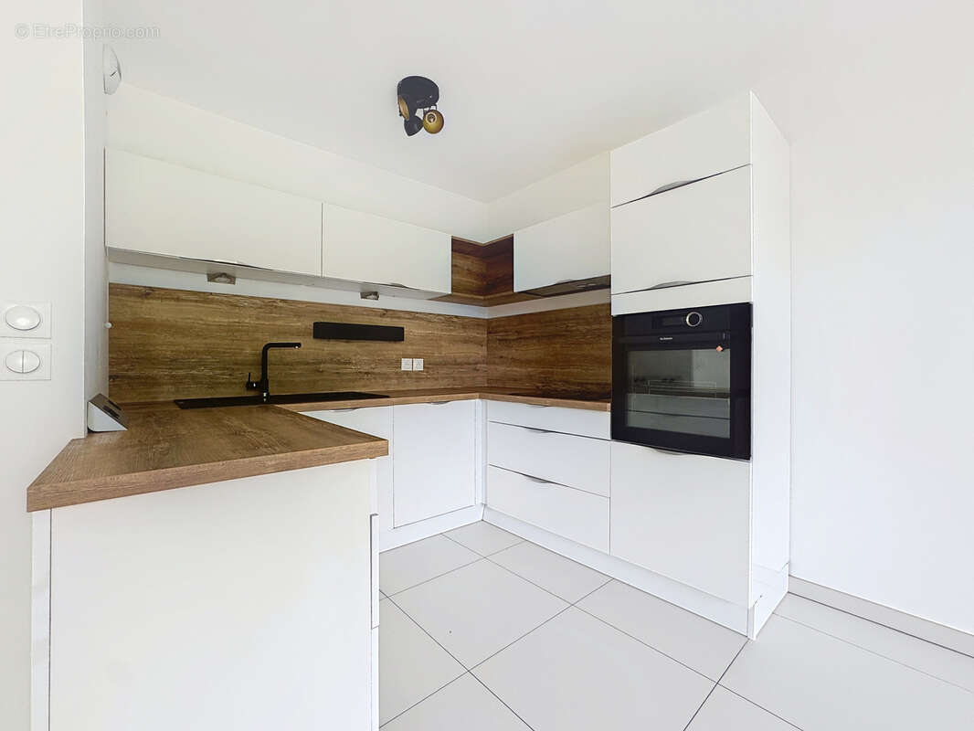 Appartement à FERNEY-VOLTAIRE