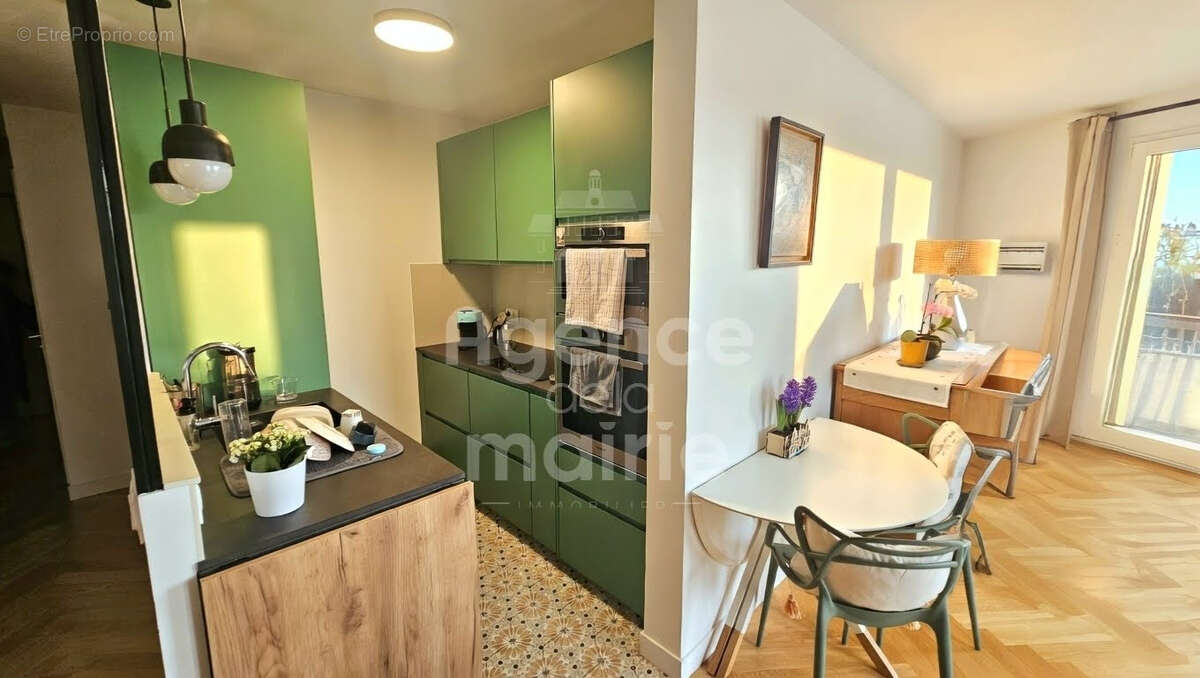 Appartement à ASNIERES-SUR-SEINE