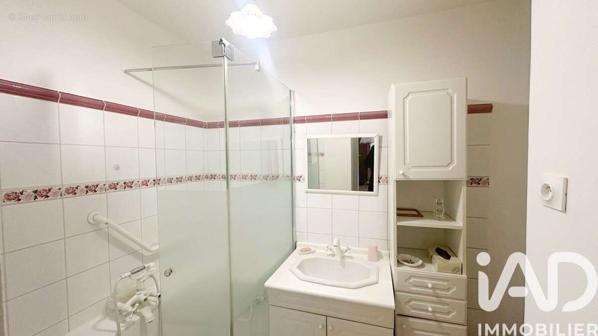 Photo 6 - Appartement à SAINT-DENIS