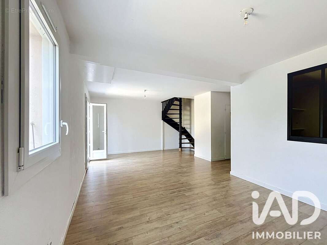 Photo 3 - Maison à VILLENAVE-D'ORNON