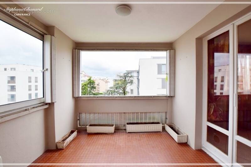 Appartement à LYON-8E