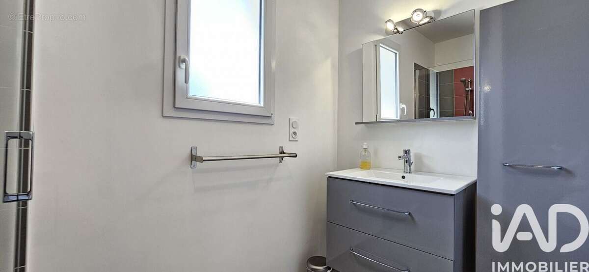 Maison 85 m² à Sainte-Florence  - photo 8