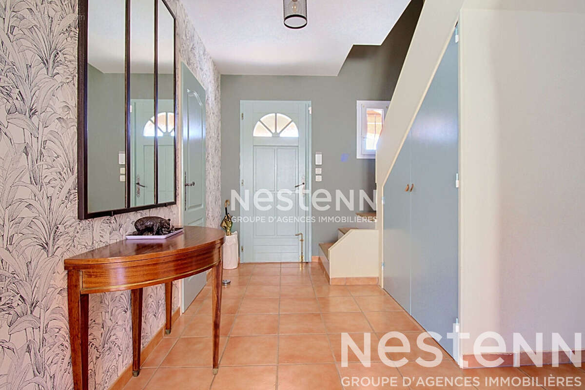 A VENDRE Maison Le Thoronet 6 pièce(s) 130 m2- Terrain 1026m2- Piscine- proche des commerces - photo 3