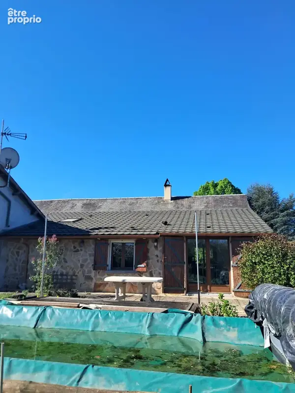 Maison familiale avec piscine, atelier et terrain. - photo 21
