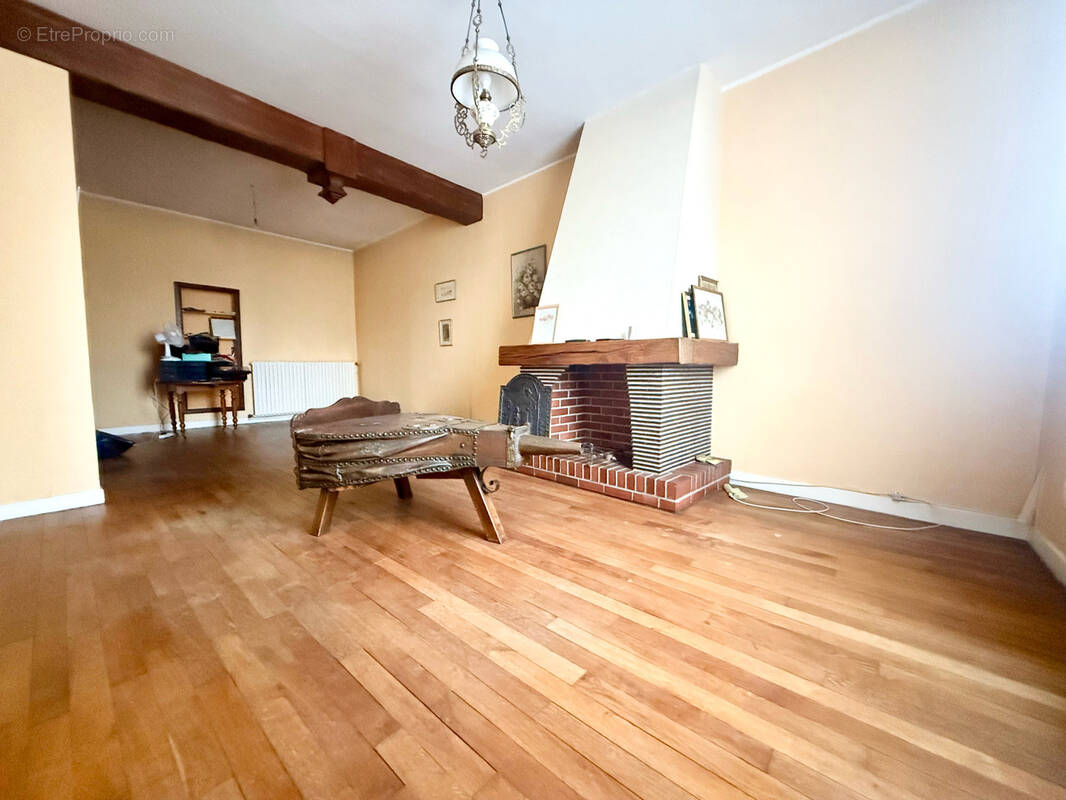 Maison à MONTDIDIER