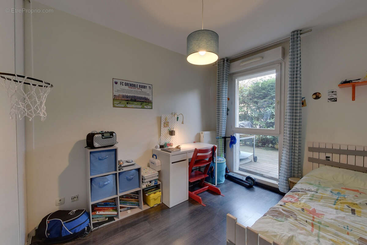Appartement à ECHIROLLES