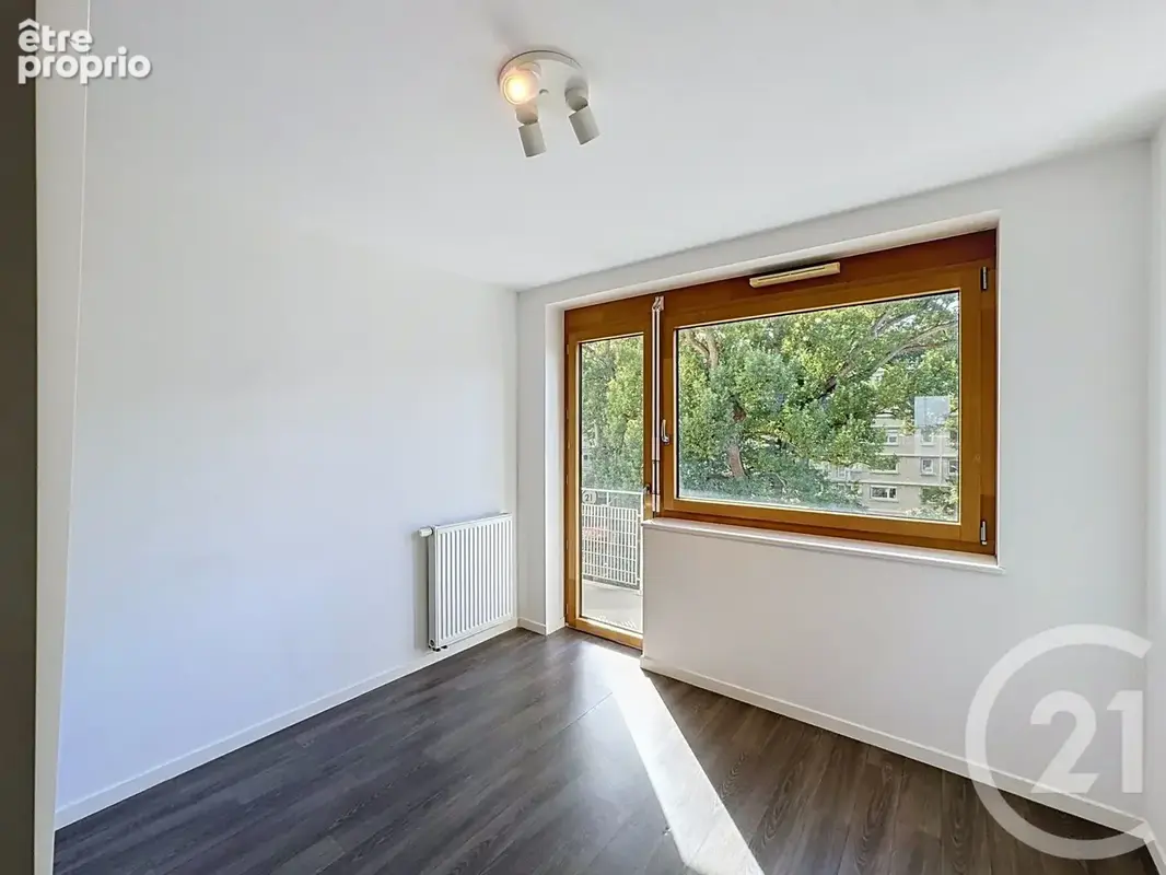 Appartement 4 pièces 80 m² à vendre à Fontainebleau (77300) - photo 9