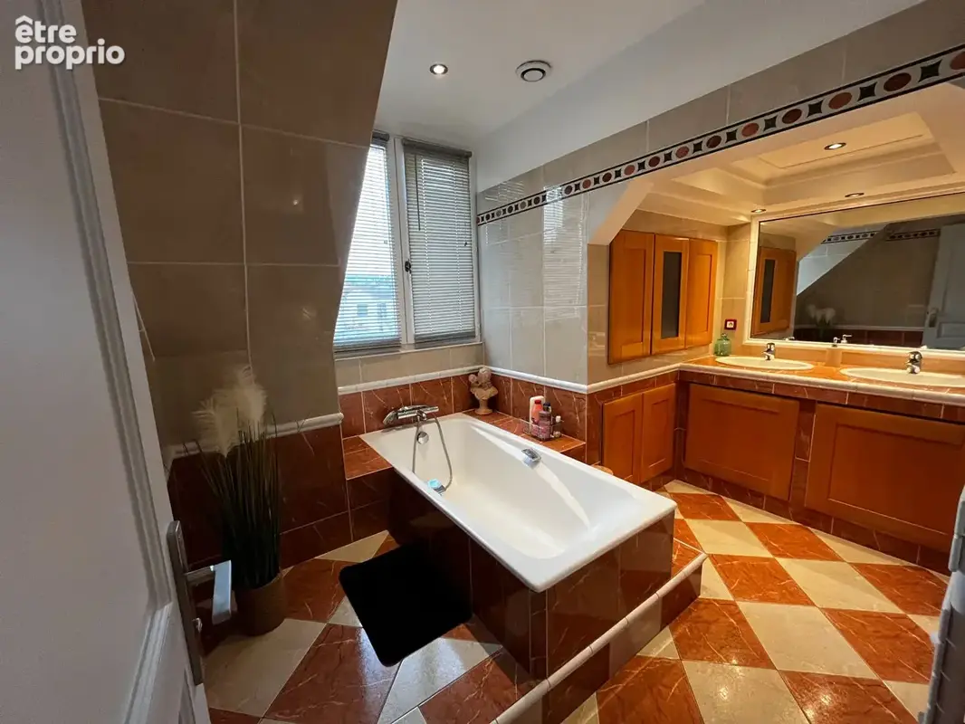 Maison Saint Denis 6 pièce(s) - photo 10