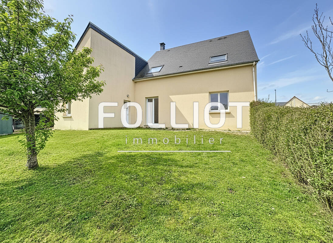 Maison à SAINT-MARTIN-DE-FONTENAY