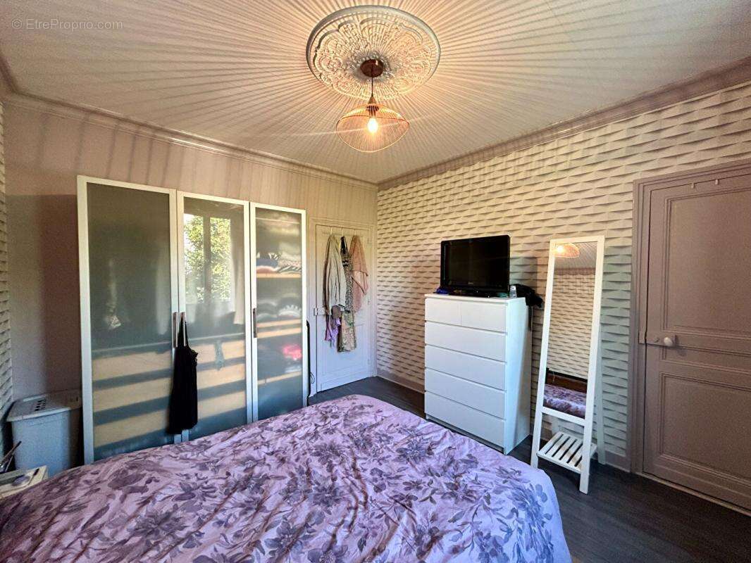 A vendre, maison de ville T4 au coeur du quartier Saint Georges à PERIGUEUX 24000 - photo 6