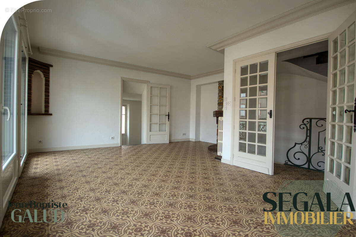 Appartement à CARMAUX