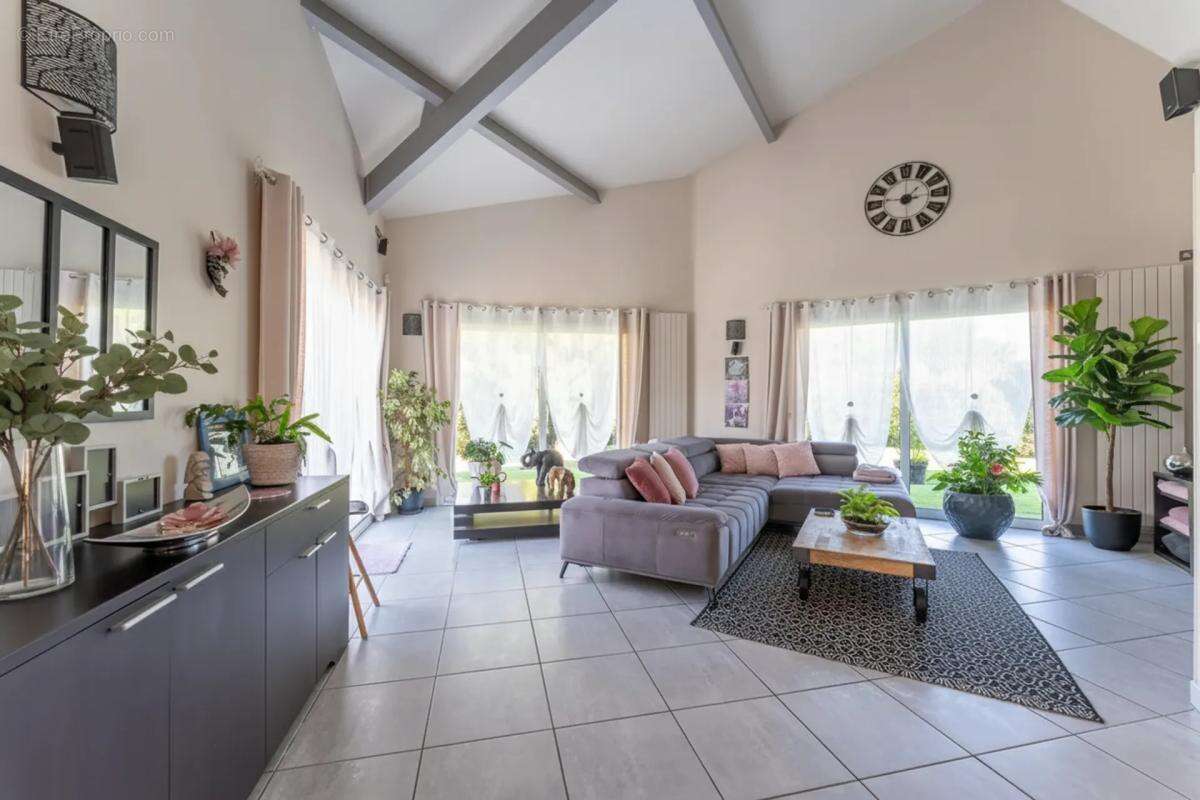 Maison à GUJAN-MESTRAS