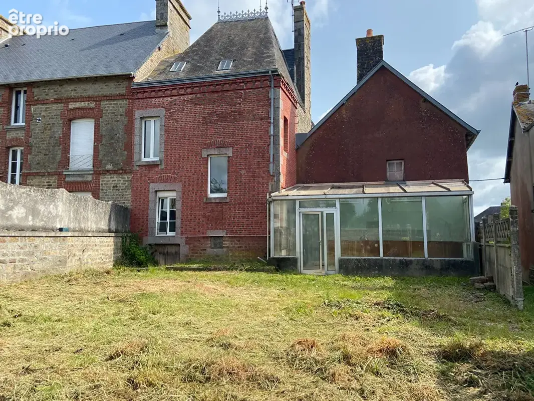 BELLOU EN HOULME - Maison  de bourg  avec jardin - photo 2